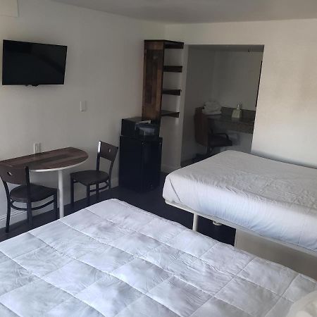 University Inn Fresno Extérieur photo