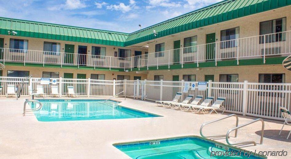 University Inn Fresno Extérieur photo