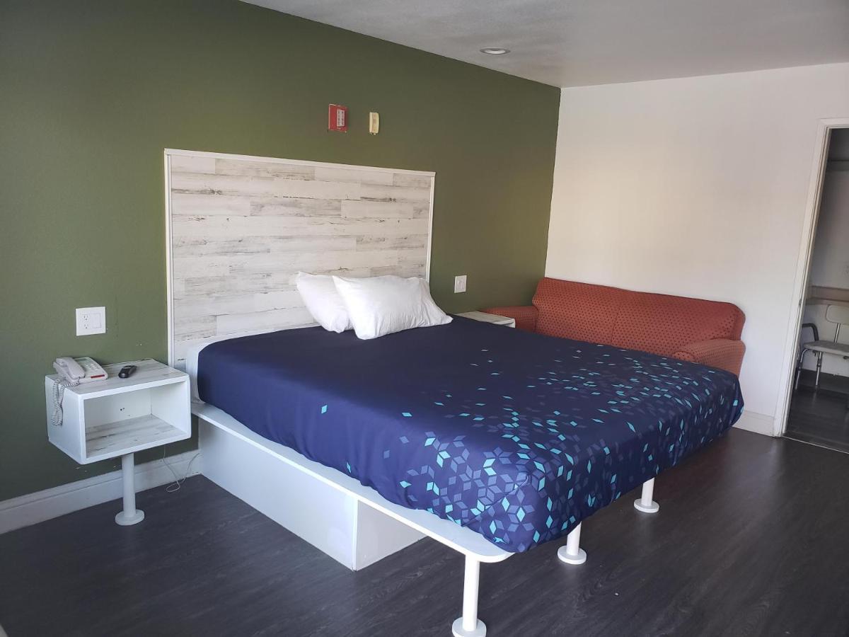 University Inn Fresno Extérieur photo